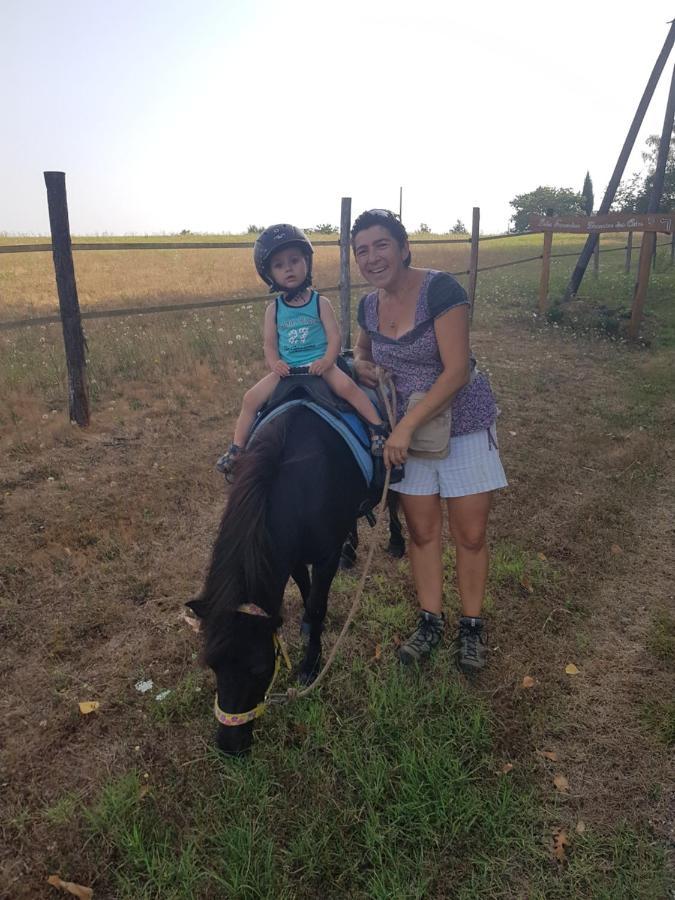 Gite Equestre Domaine Des Crins - Monpazier Capdrot Bagian luar foto