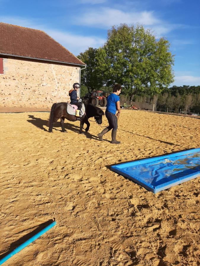 Gite Equestre Domaine Des Crins - Monpazier Capdrot Bagian luar foto